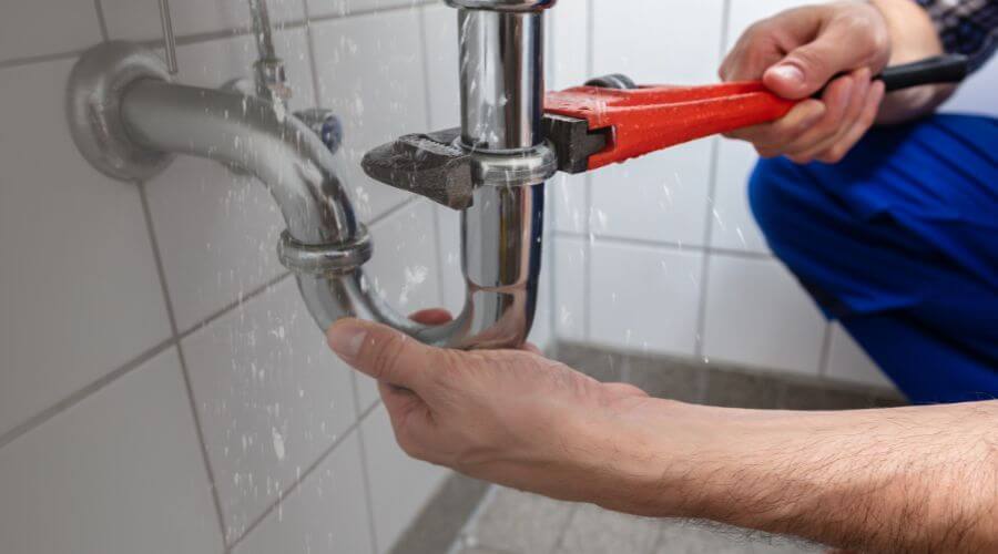 Local tankless water heater installation in Saint Ann, MO